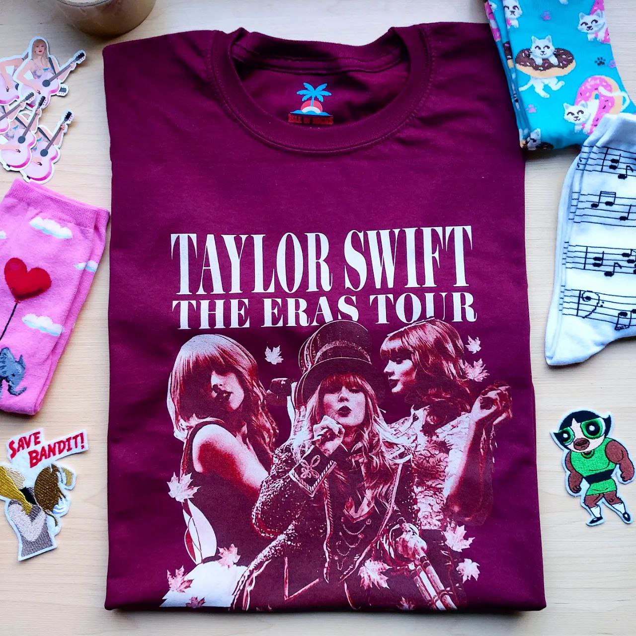 TAYLOR SWIFT THE ERAS TOUR HOODIE – ISLA DE CALCETAS